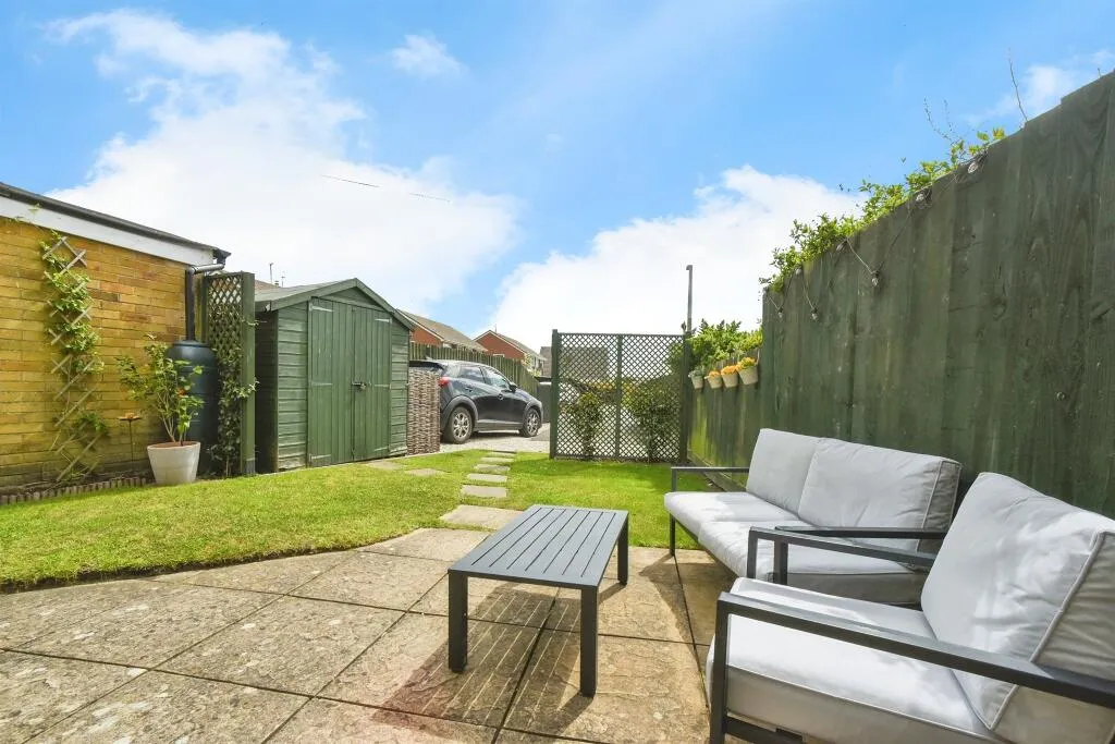 3 bed Semi-Detached