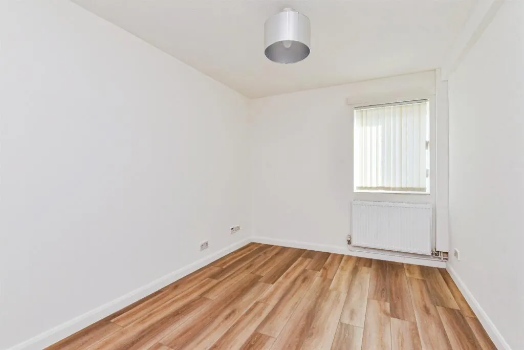 1 bed Apartment