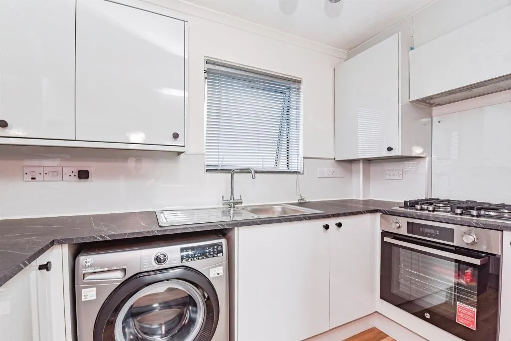 1 bed Apartment