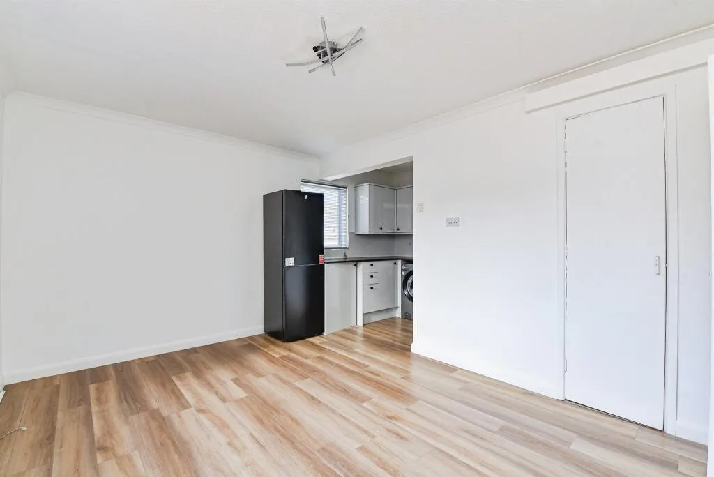 1 bed Apartment