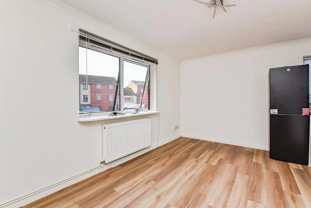 1 bed Apartment