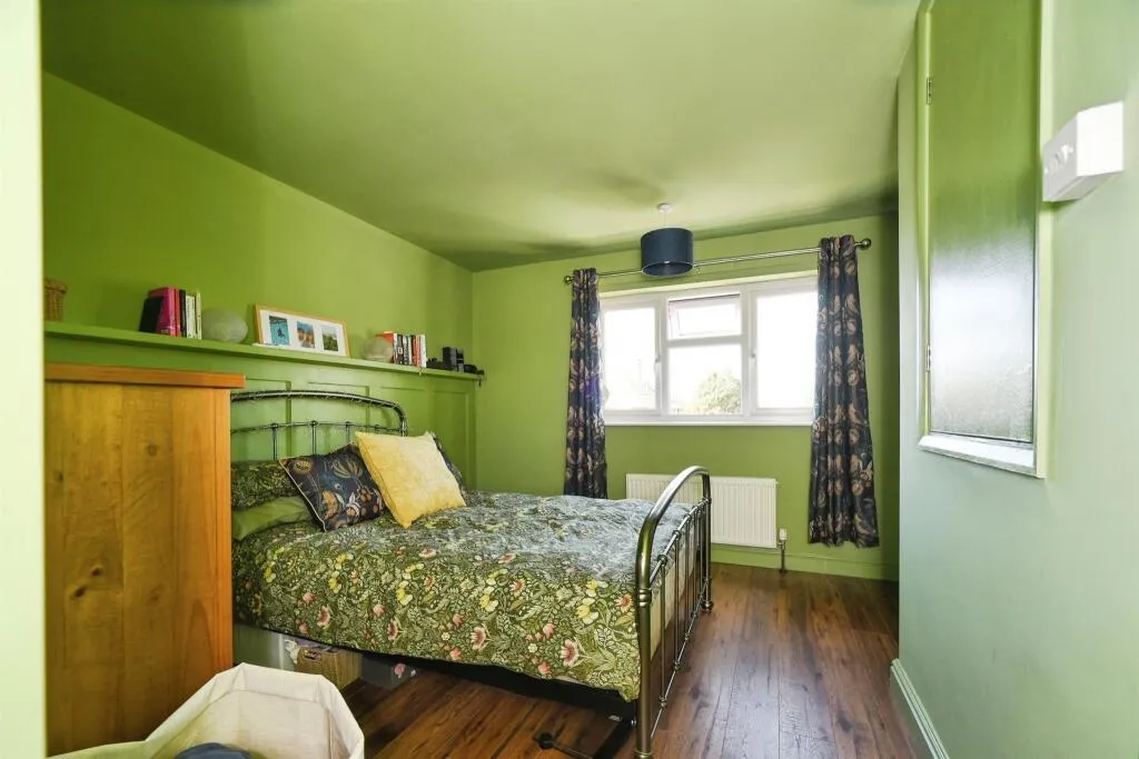 3 bed Terraced