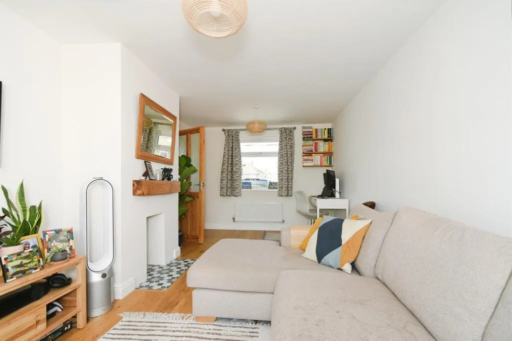 3 bed Terraced