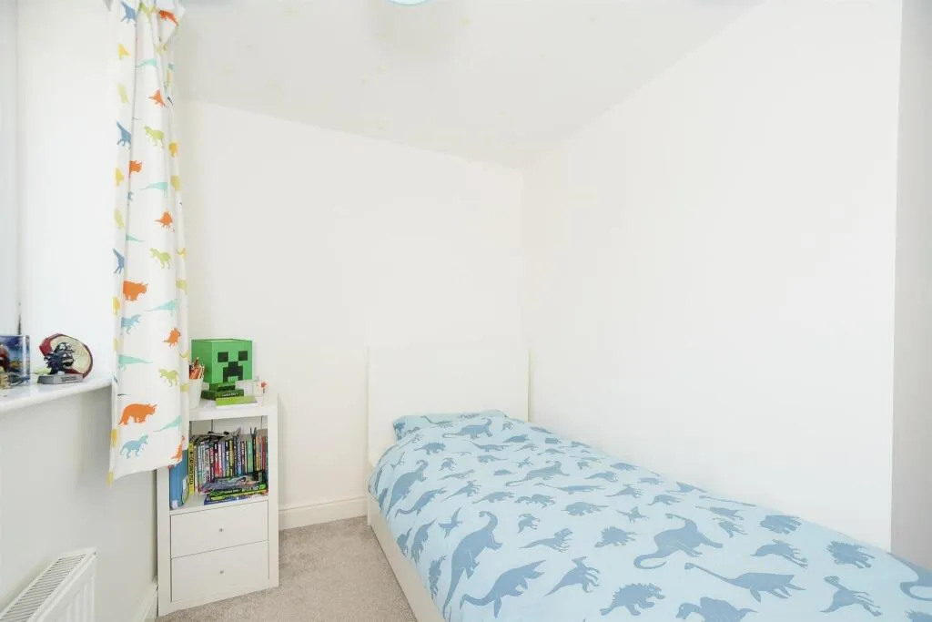 3 bed Terraced
