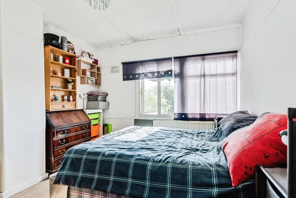 3 bed Semi-Detached