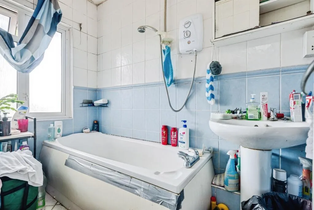 3 bed Semi-Detached