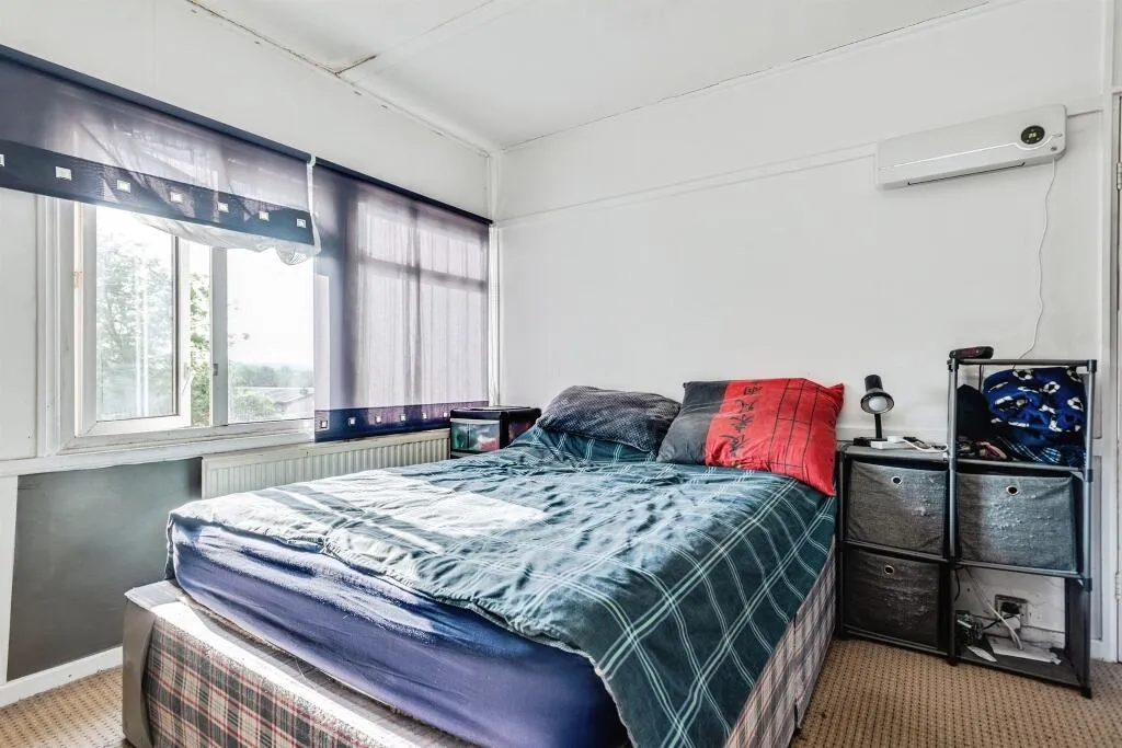 3 bed Semi-Detached