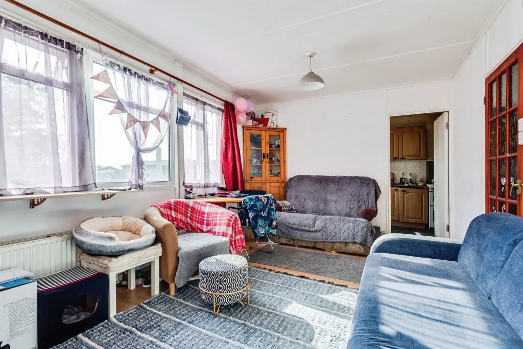 3 bed Semi-Detached