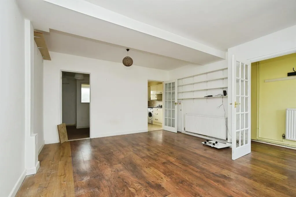 3 bed Terraced