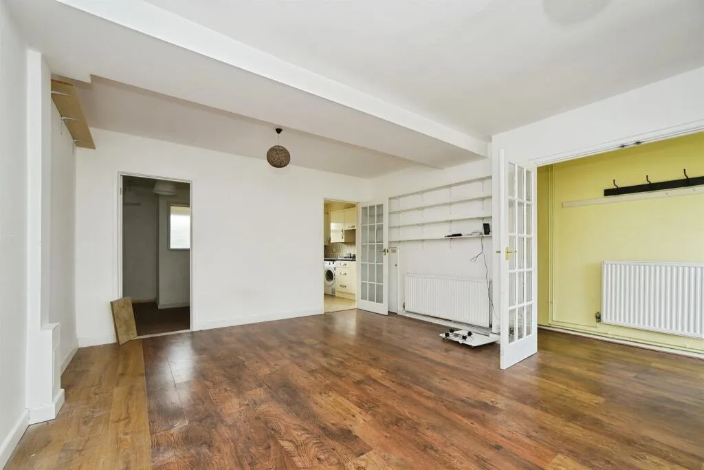 3 bed Terraced
