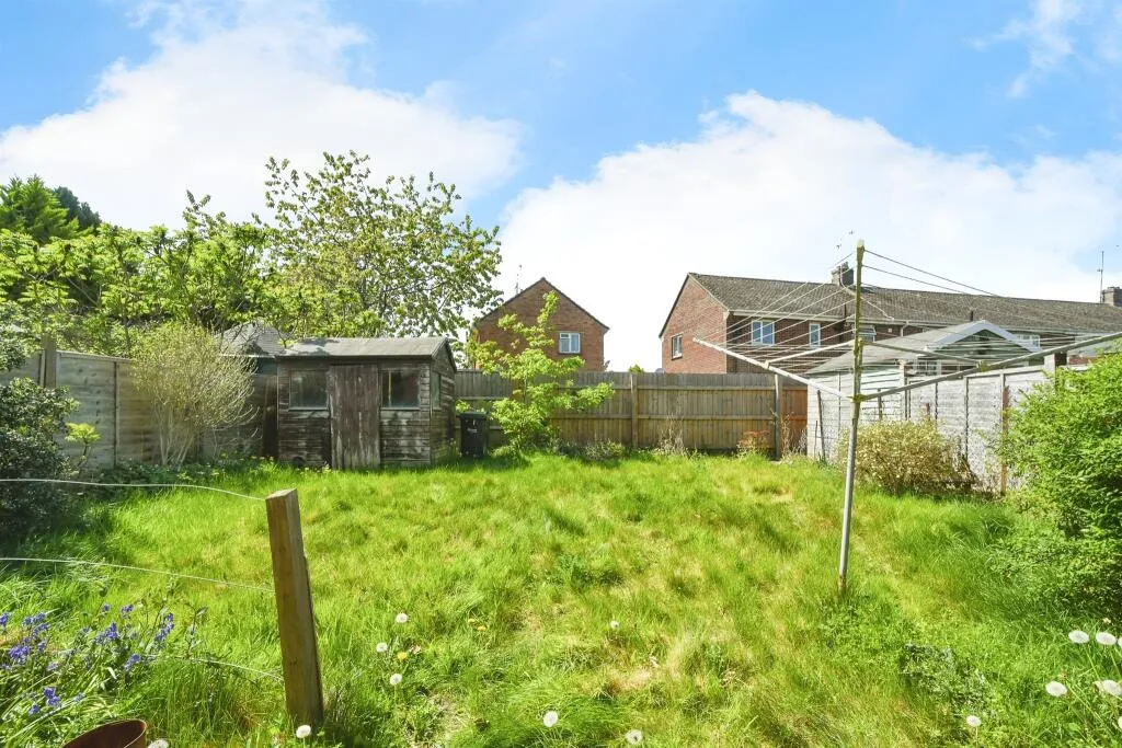 3 bed End of Terrace