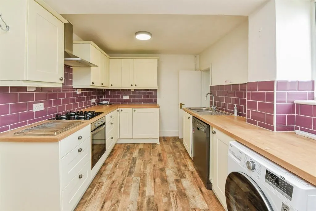 3 bed Terraced