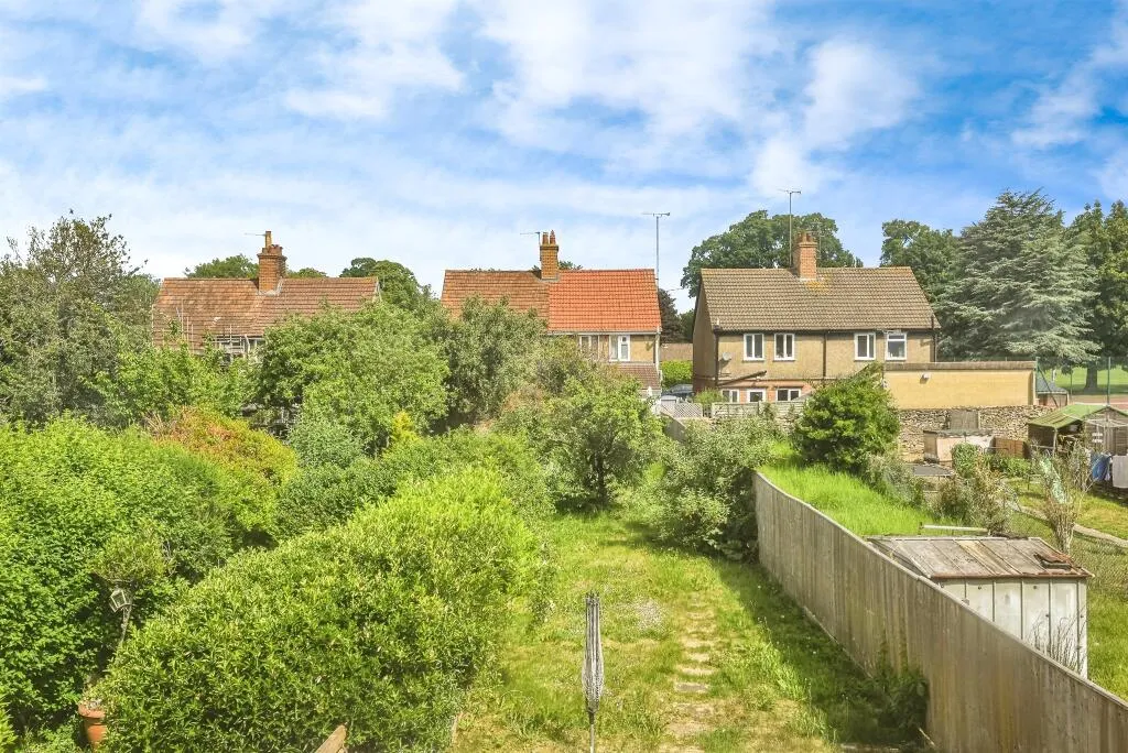 3 bed Terraced