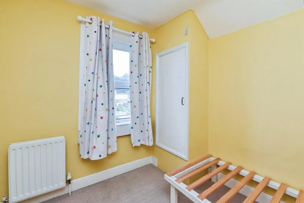 3 bed Terraced