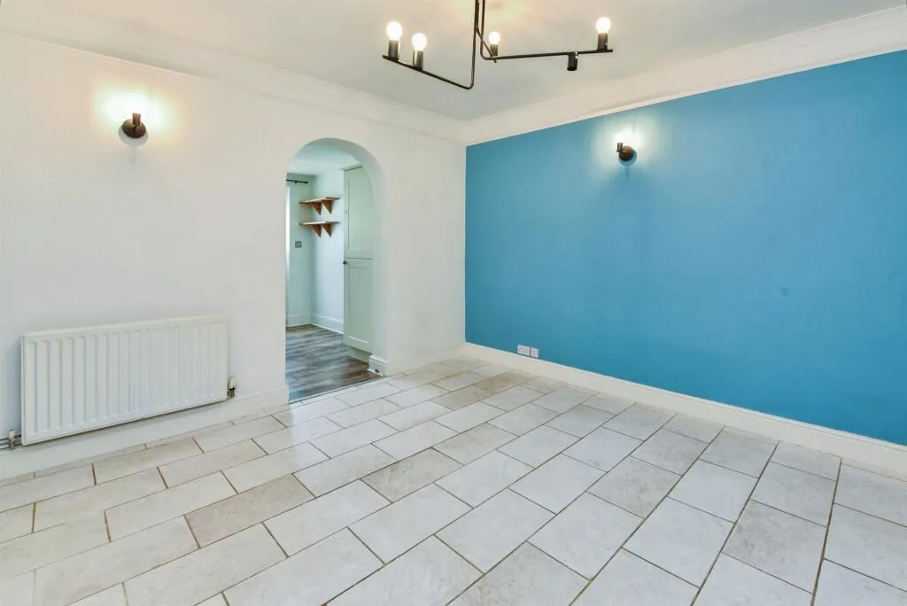 3 bed Terraced