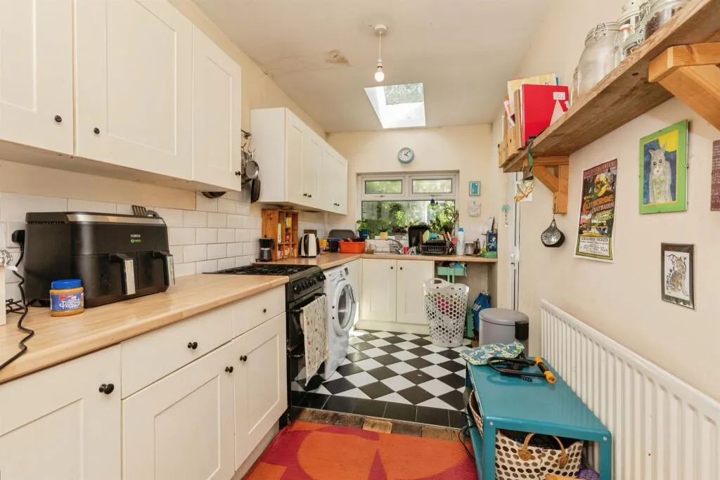 3 bed Terraced