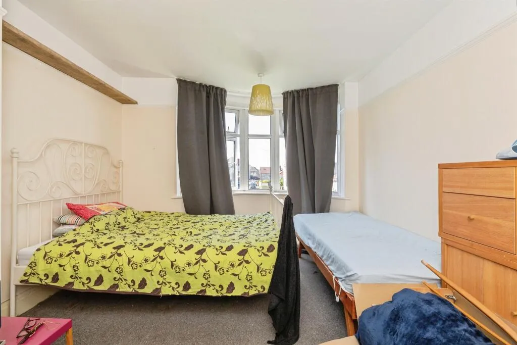 3 bed Terraced