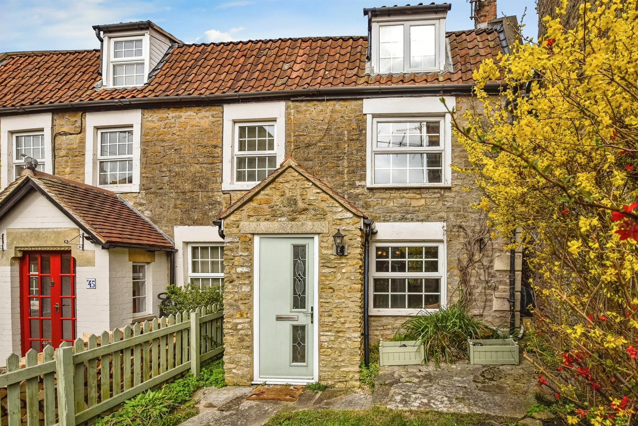 2 bed End of Terrace