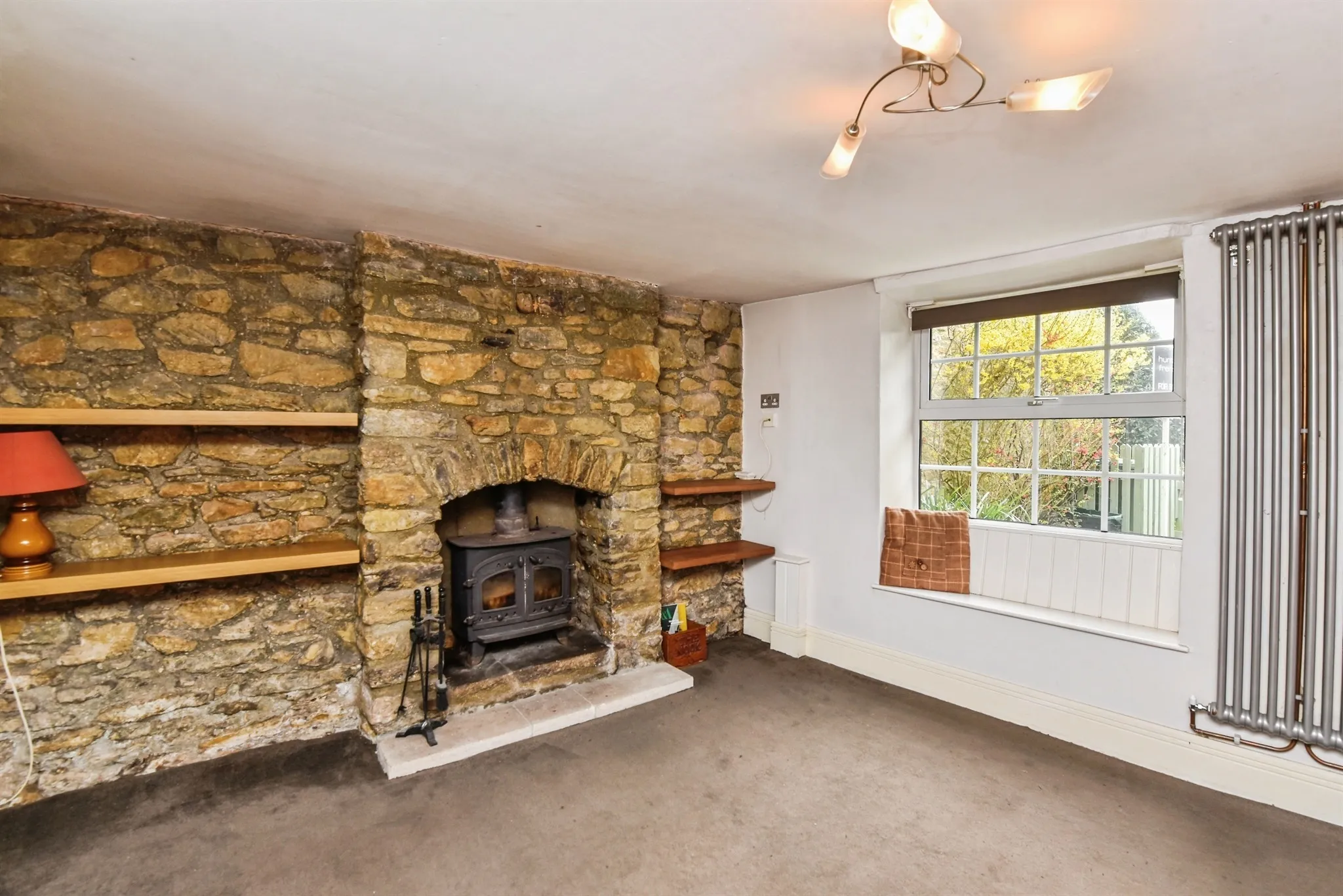 2 bed End of Terrace