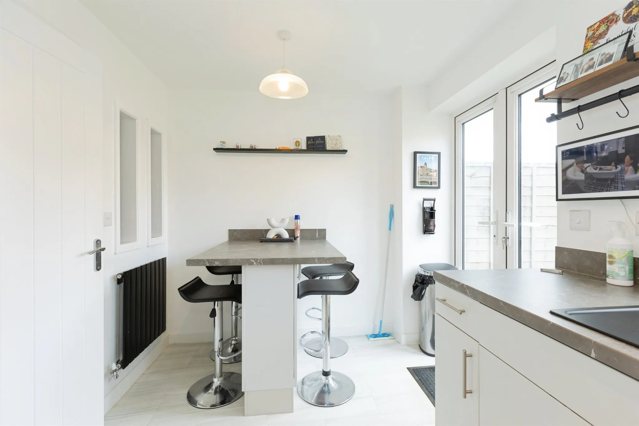 3 bed End of Terrace