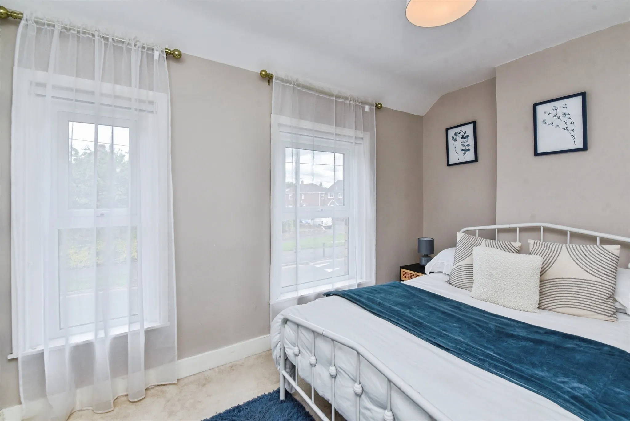 3 bed Semi-Detached