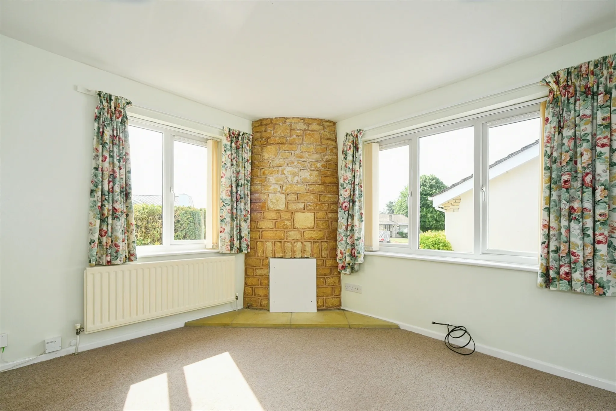 2 bed Detached Bungalow
