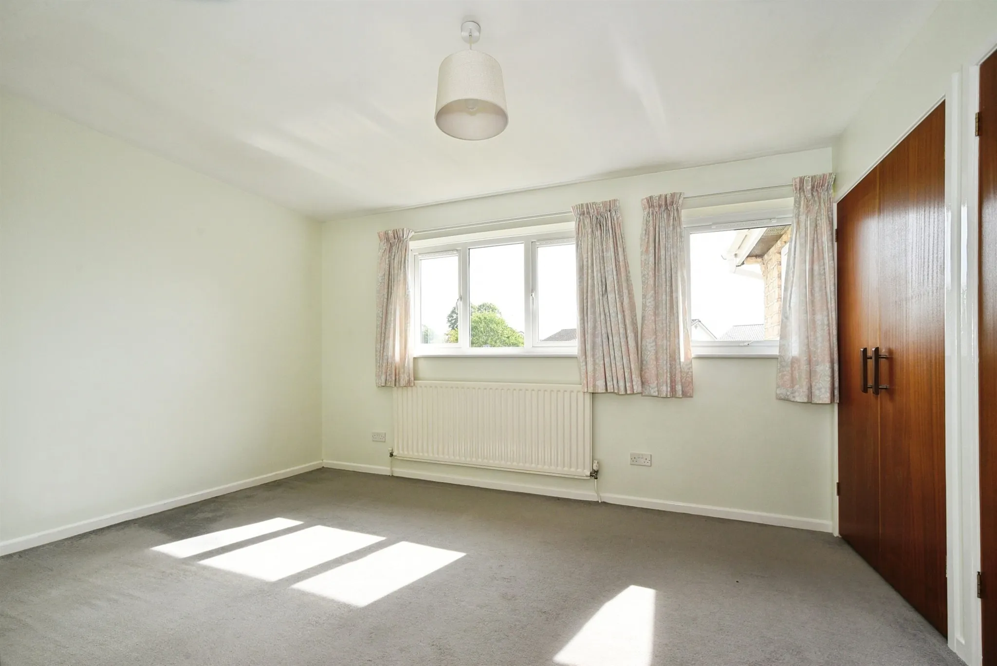 2 bed Detached Bungalow