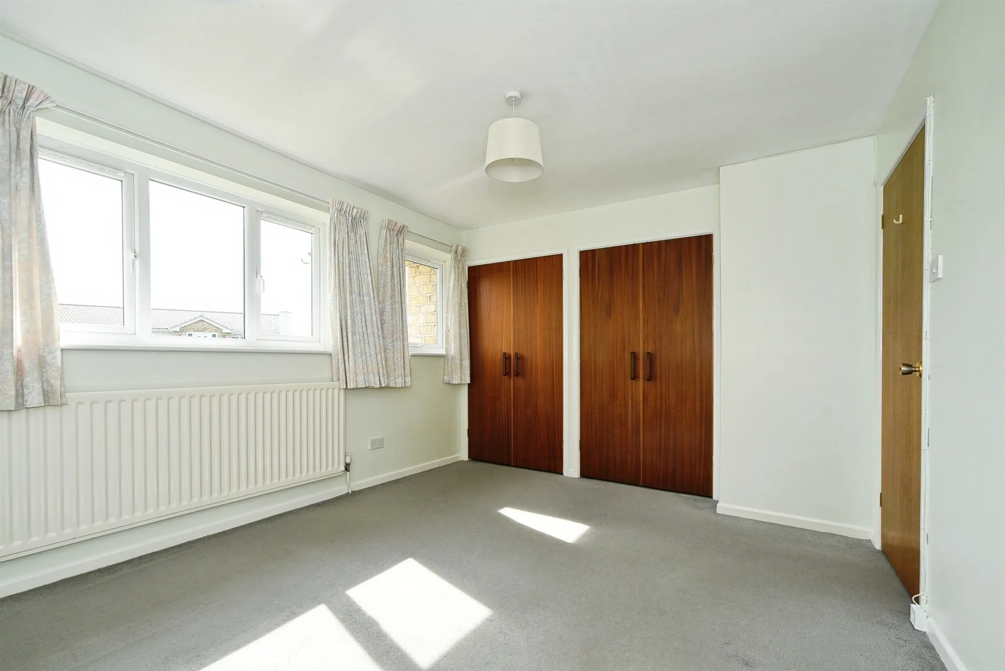 2 bed Detached Bungalow