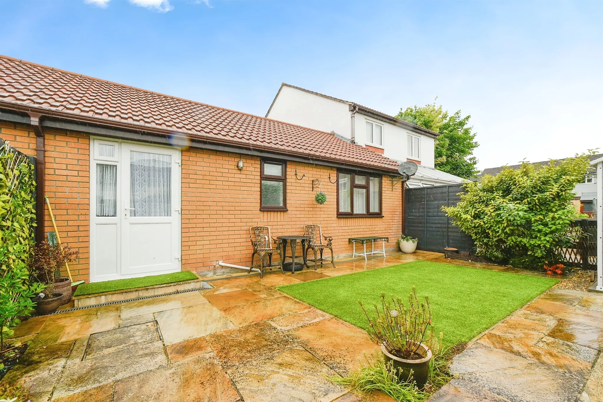 2 bed Bungalow