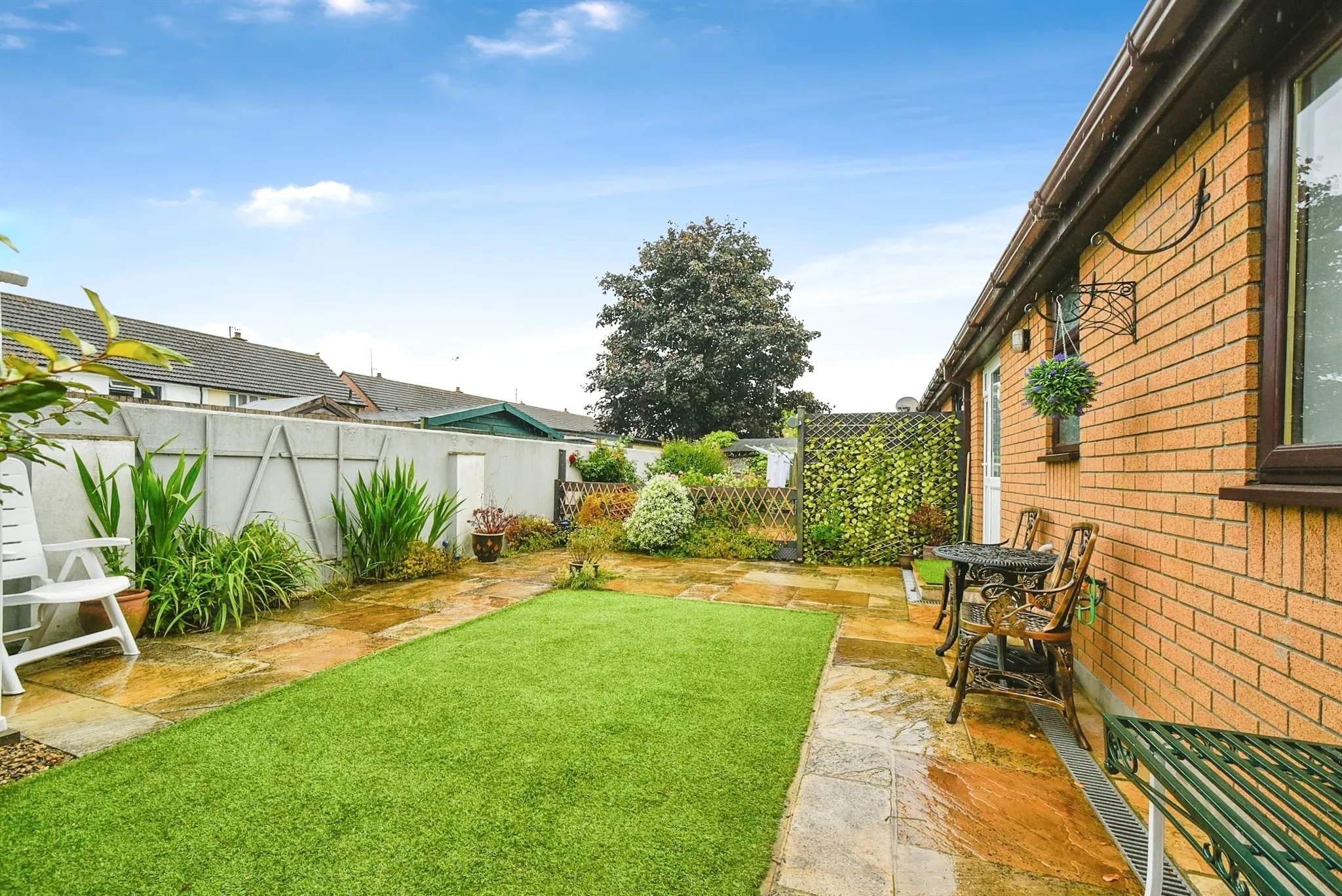 2 bed Bungalow