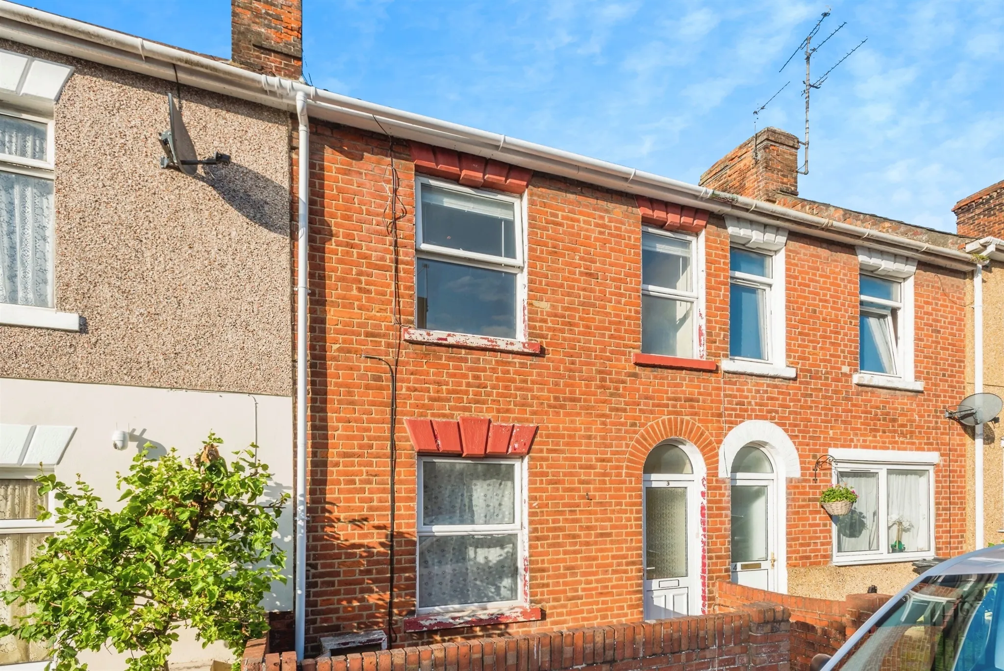 2 bed Terraced