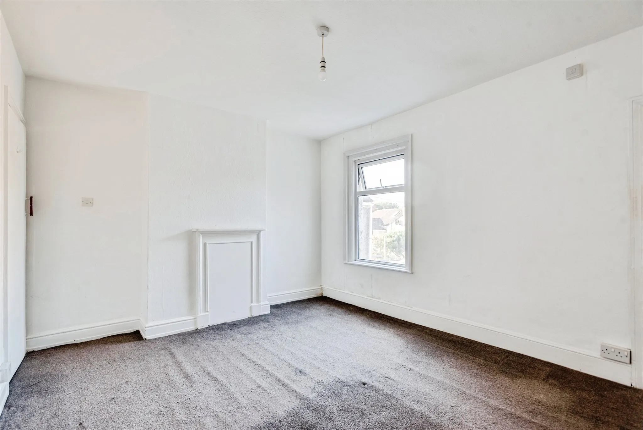 2 bed Terraced