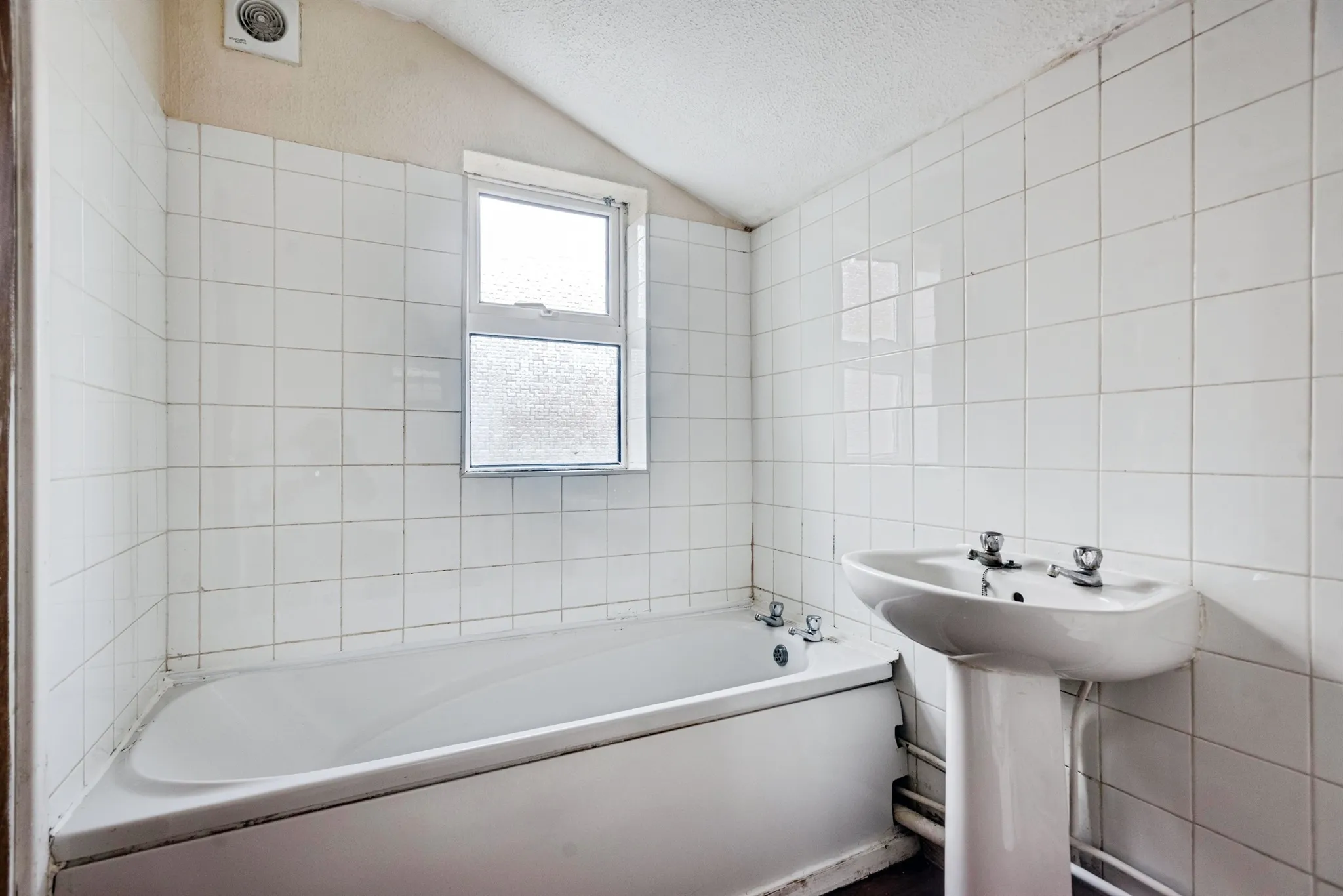 2 bed Terraced