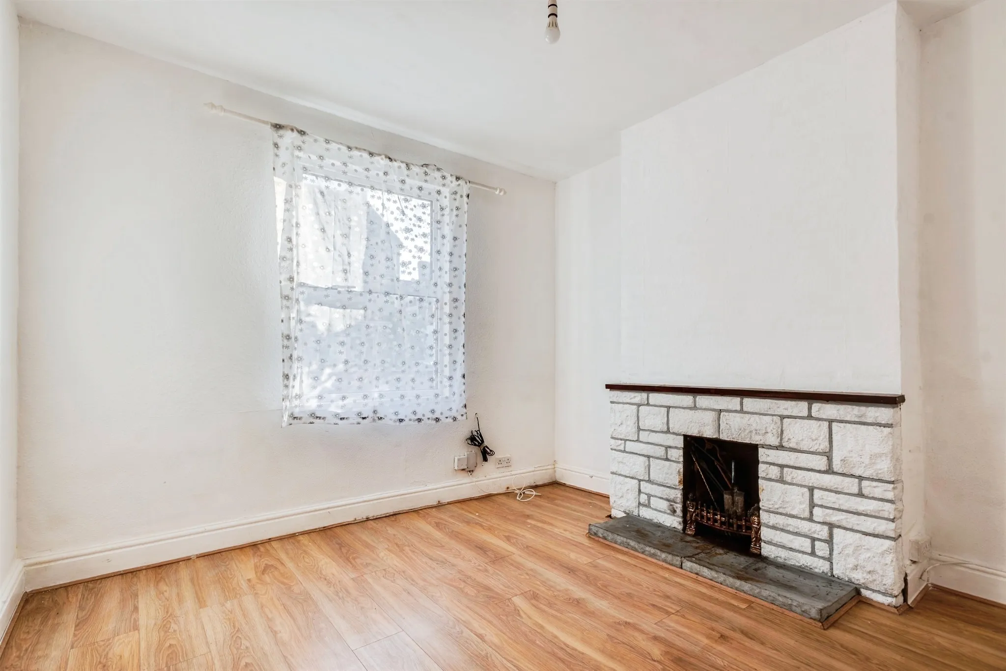 2 bed Terraced