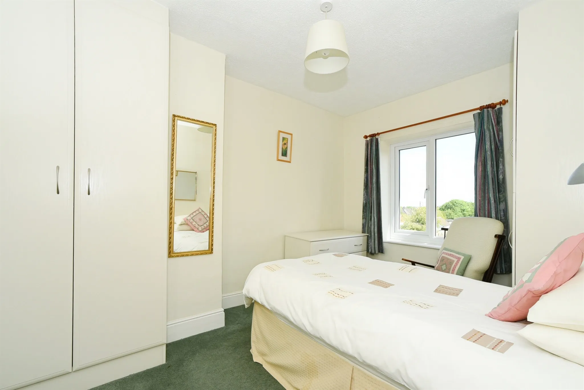 2 bed Terraced