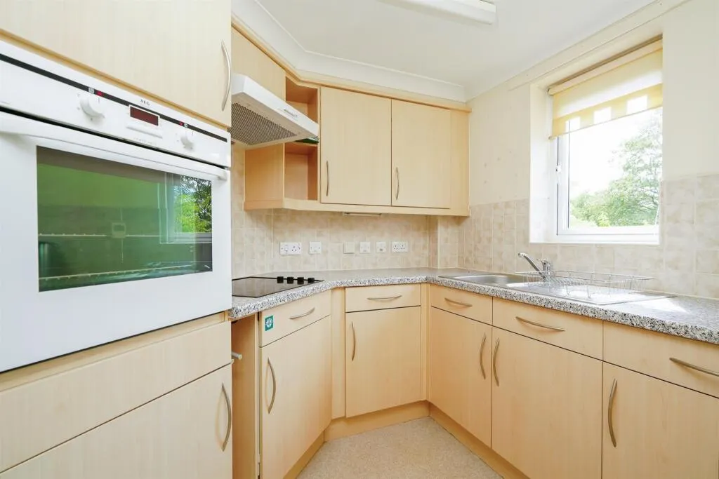 1 bed Retirement Property