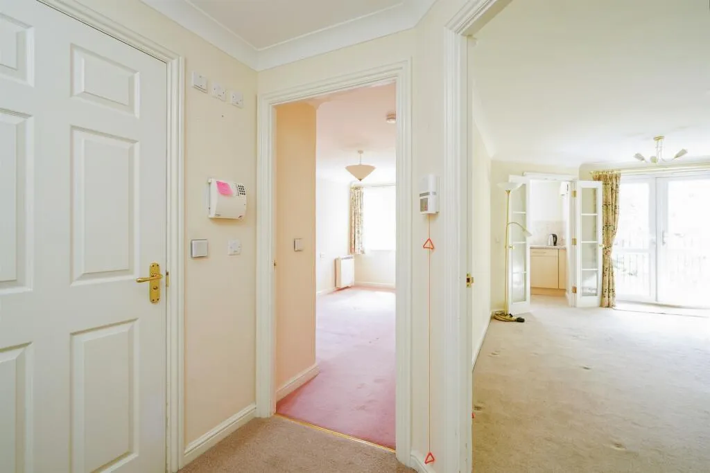 1 bed Retirement Property