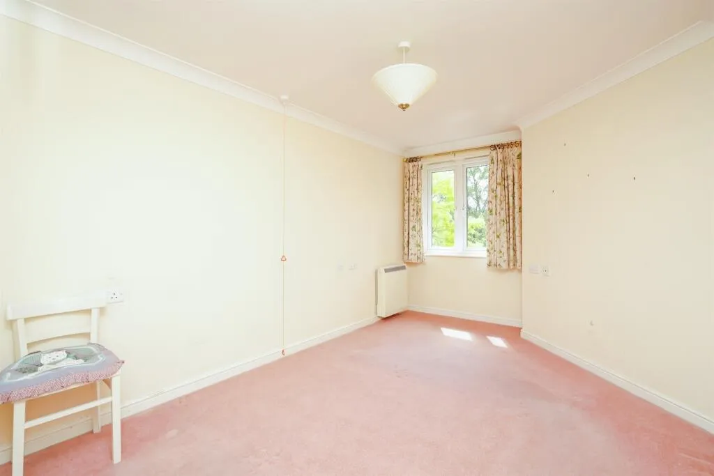 1 bed Retirement Property