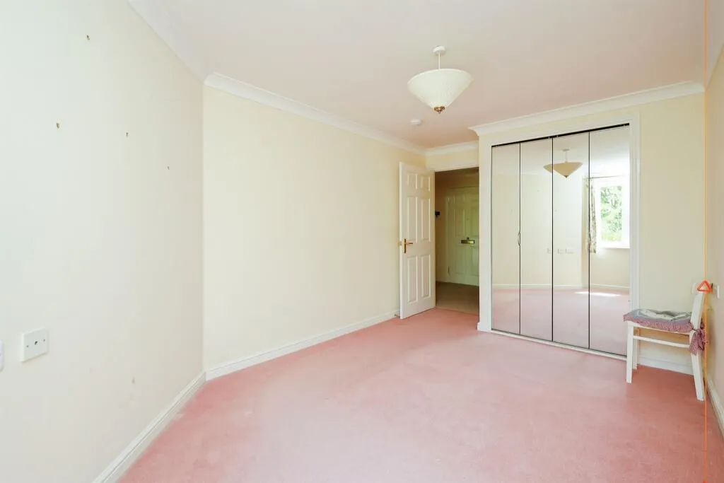 1 bed Retirement Property