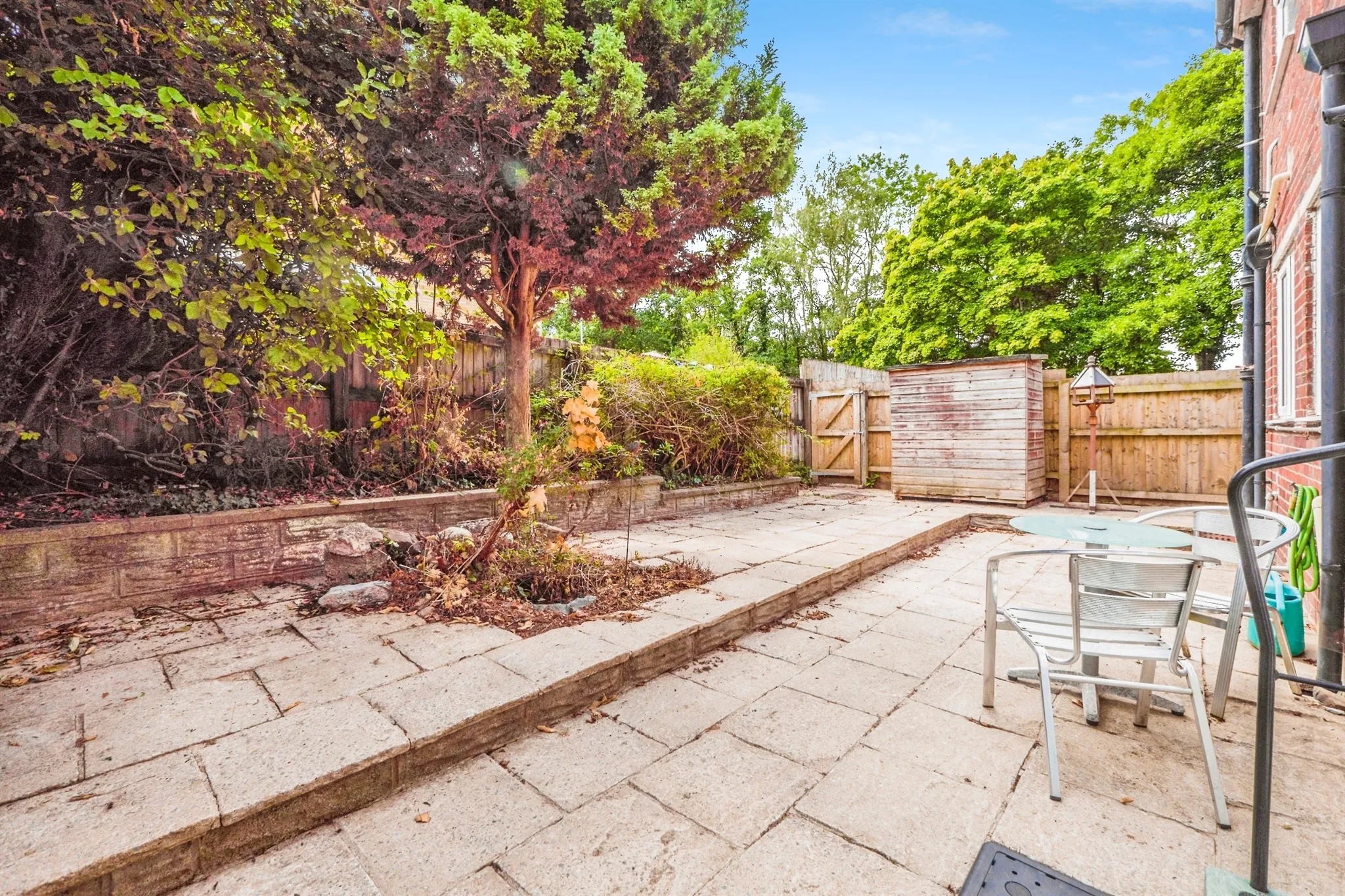 2 bed Ground Flat