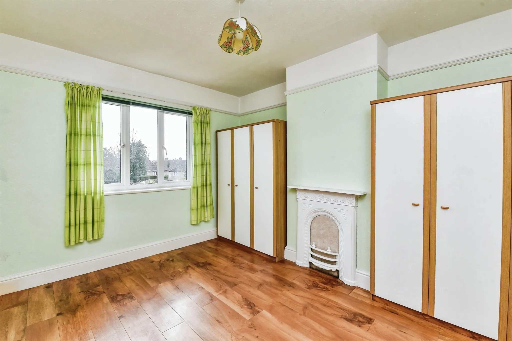 3 bed Semi-Detached
