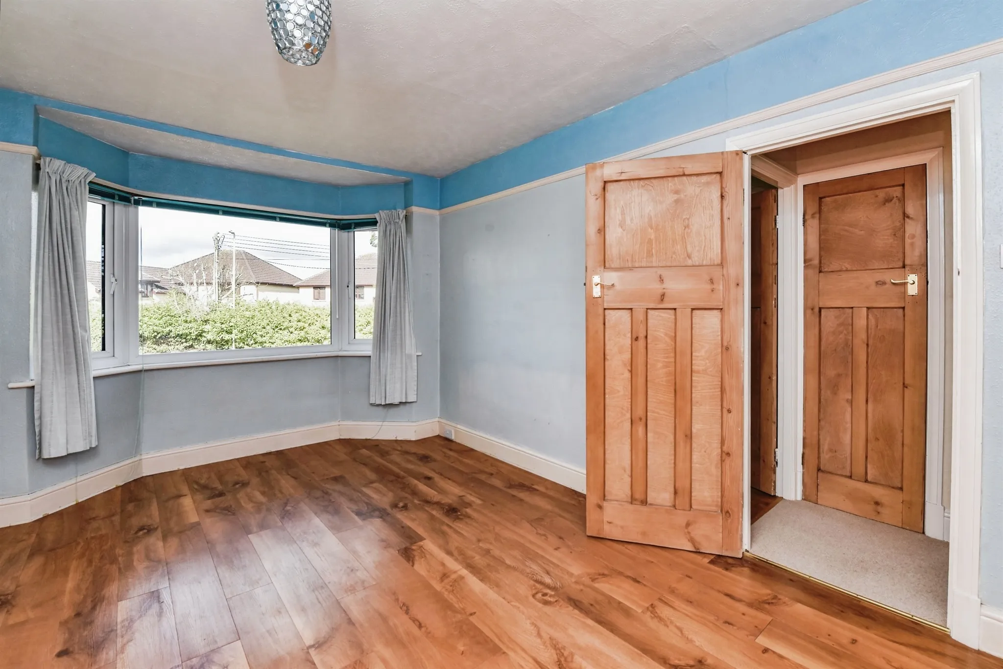 3 bed Semi-Detached
