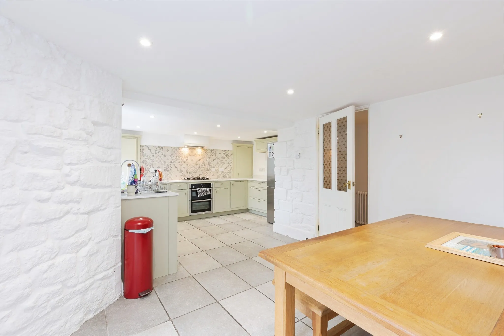2 bed Ground Flat