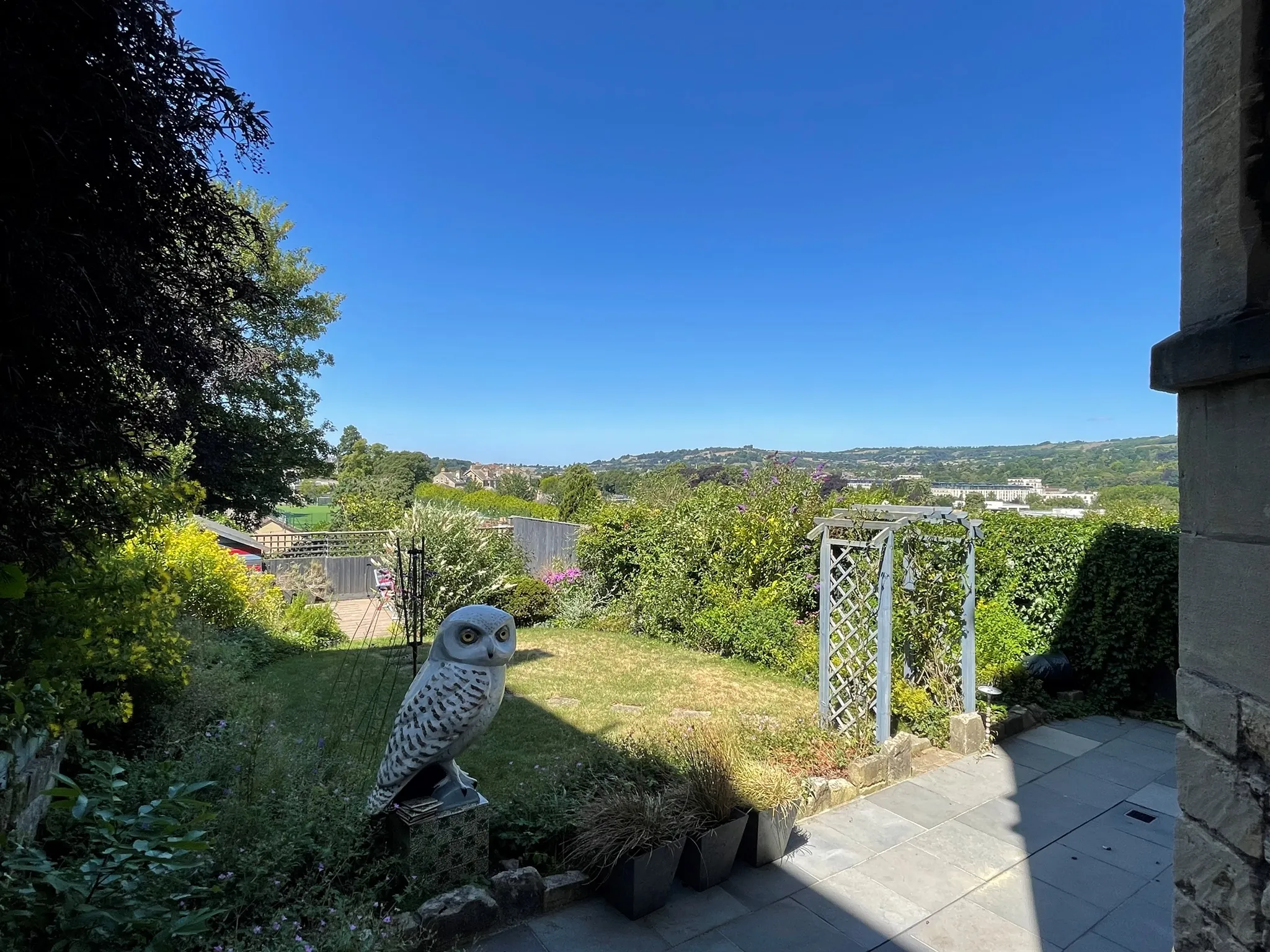 2 bed Ground Flat