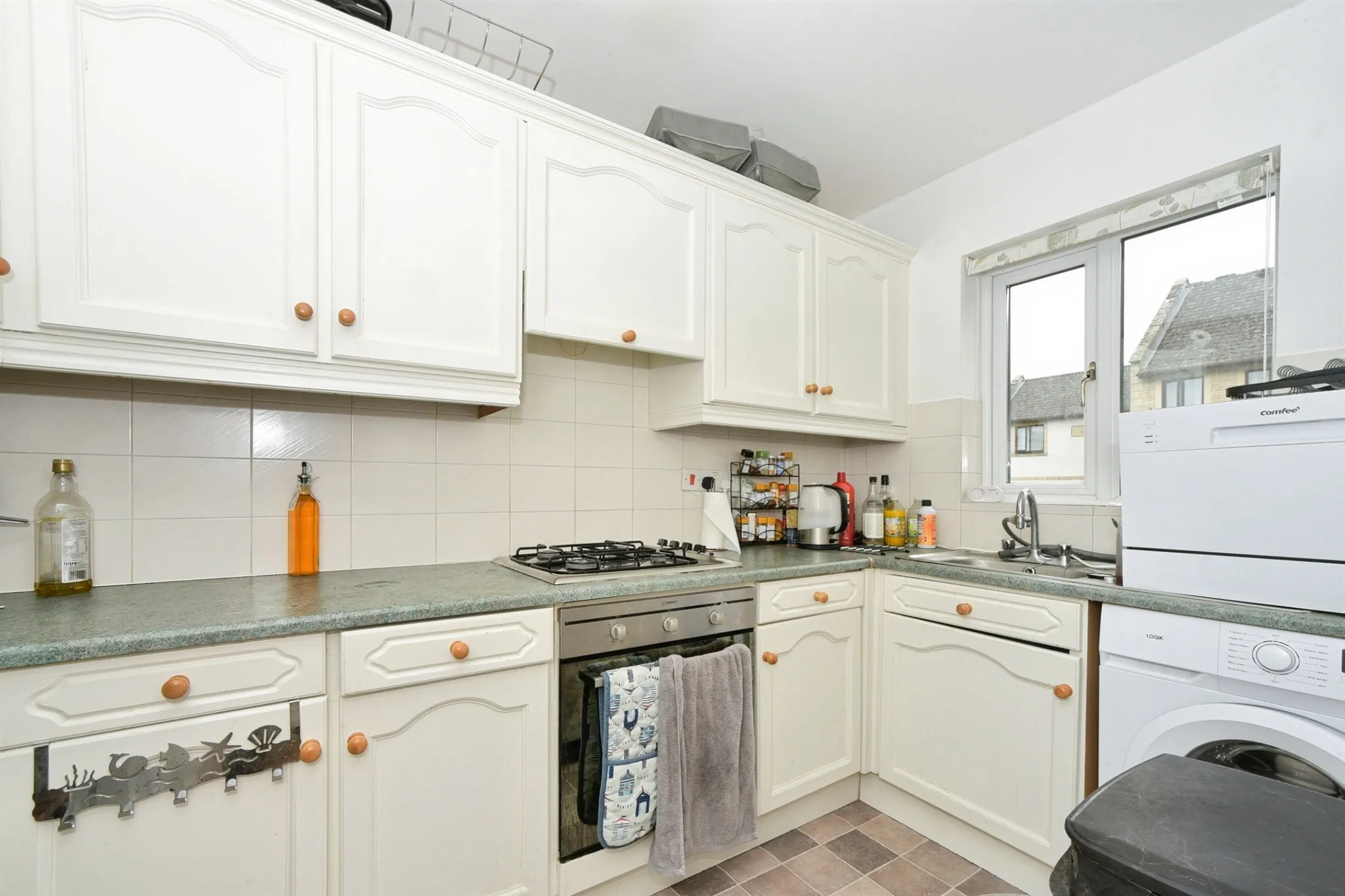 2 bed Semi-Detached