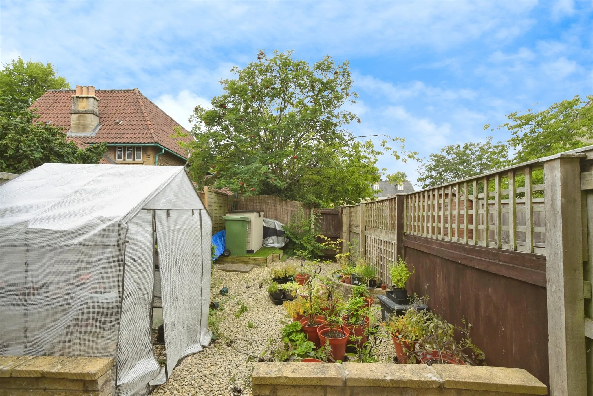 2 bed Semi-Detached
