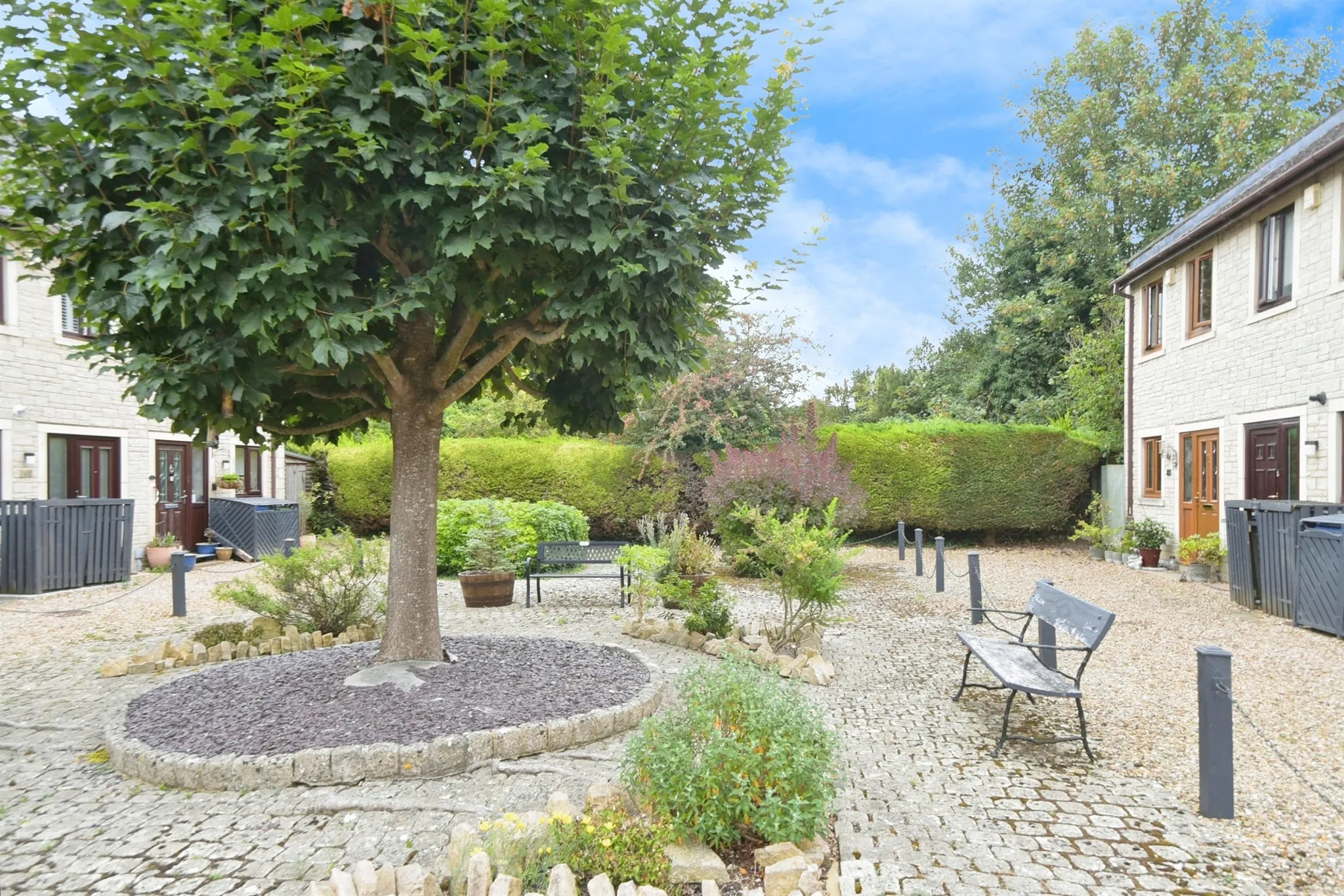 2 bed Semi-Detached