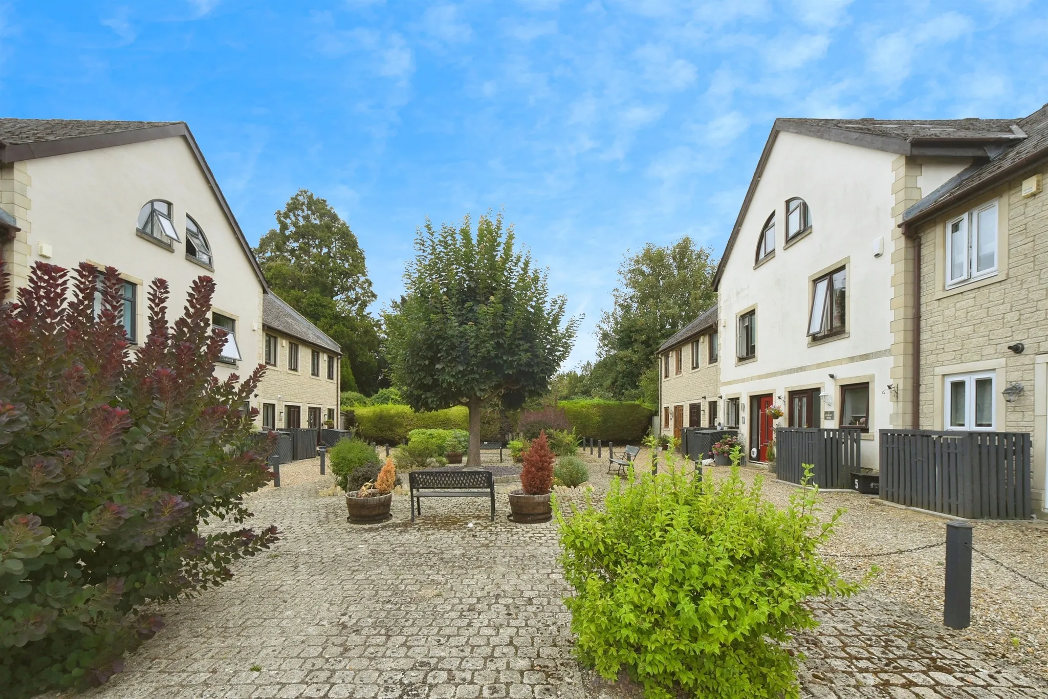 2 bed Semi-Detached