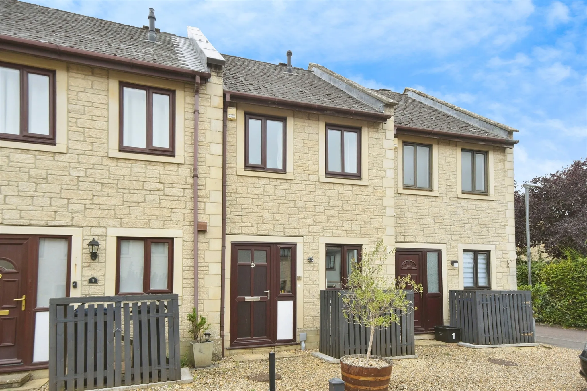 2 bed Semi-Detached
