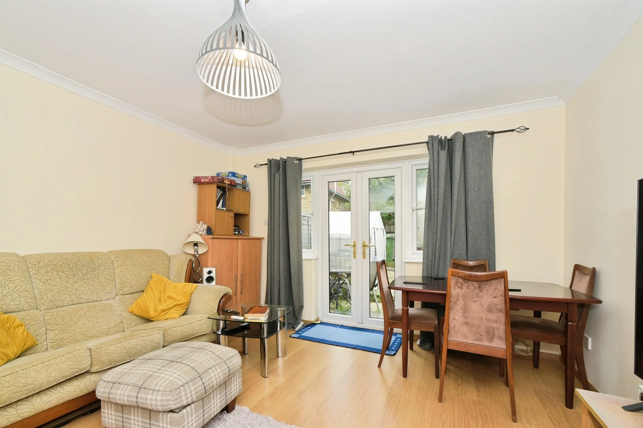 2 bed Semi-Detached